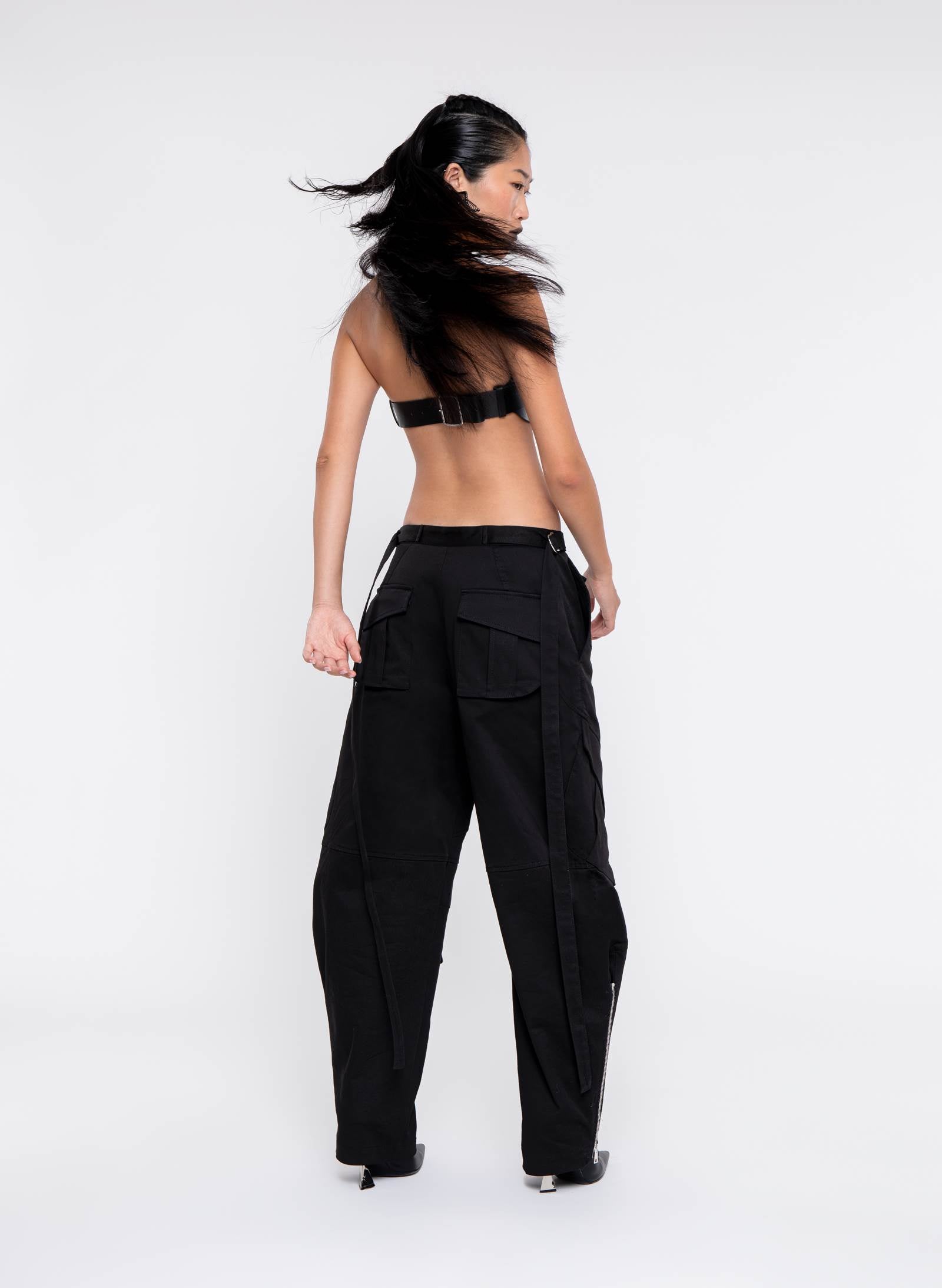 Swanky Oversized Cargo