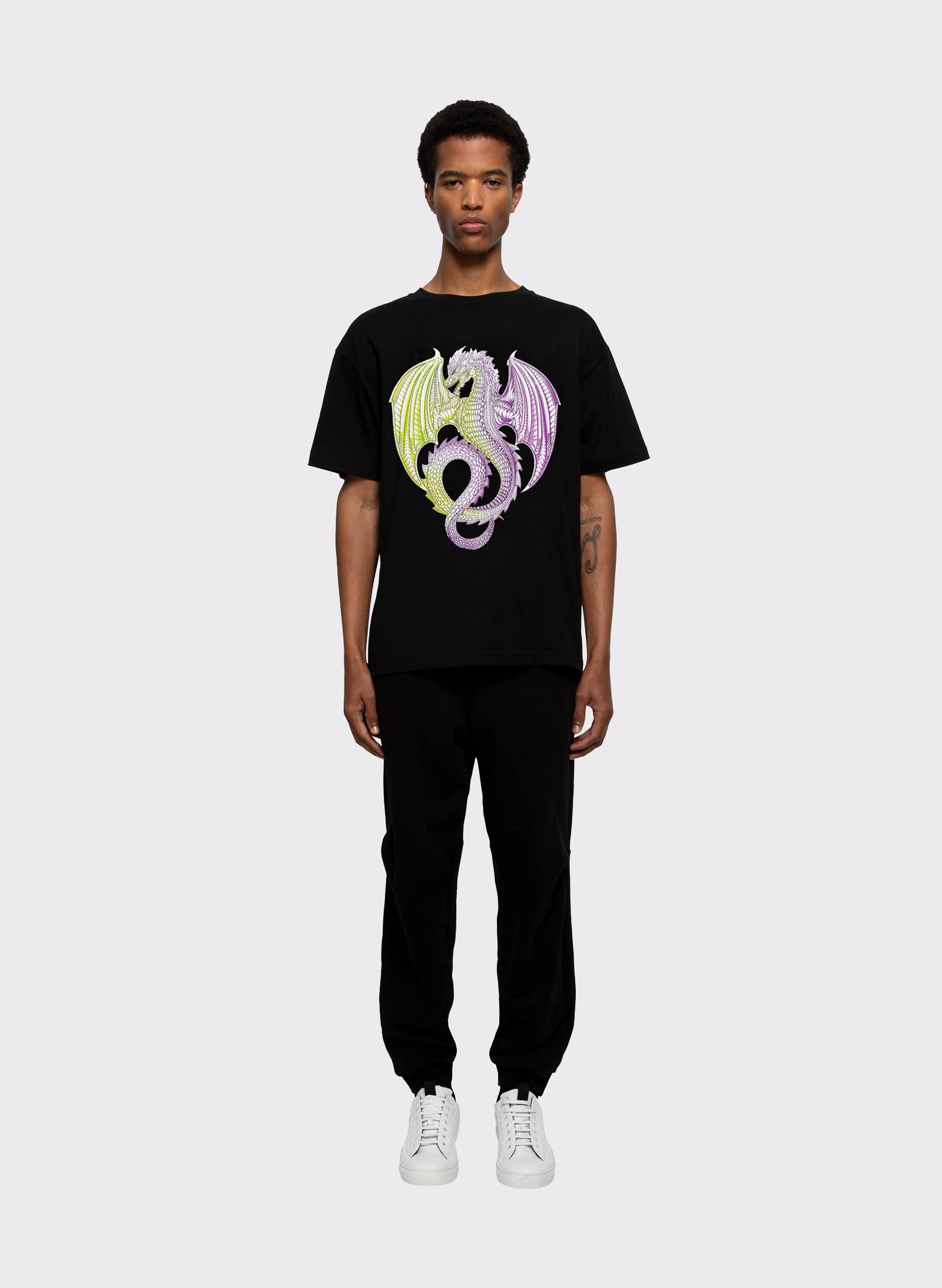 T-Shirt with Dragon Graphic Print