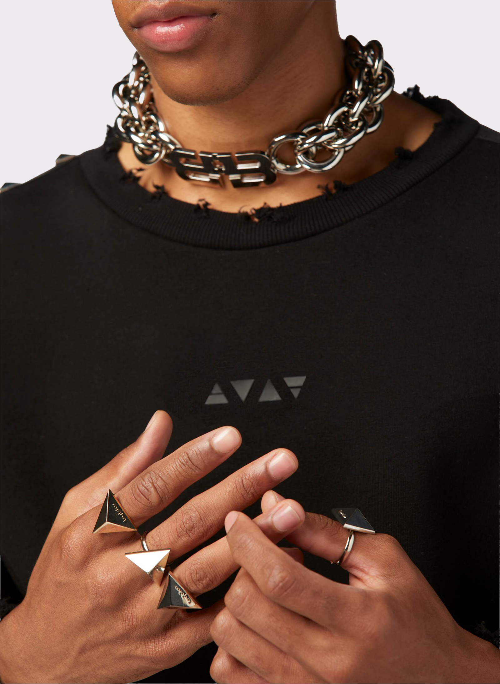 Maxi Triangle Ring