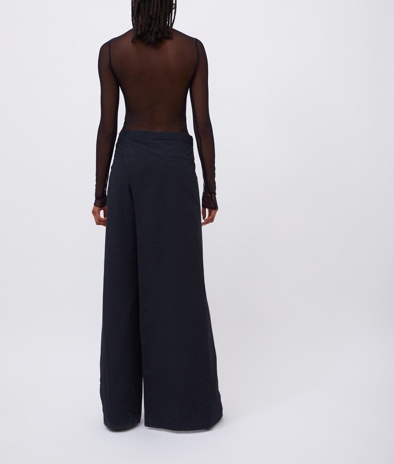 Aura Black T-Shirt