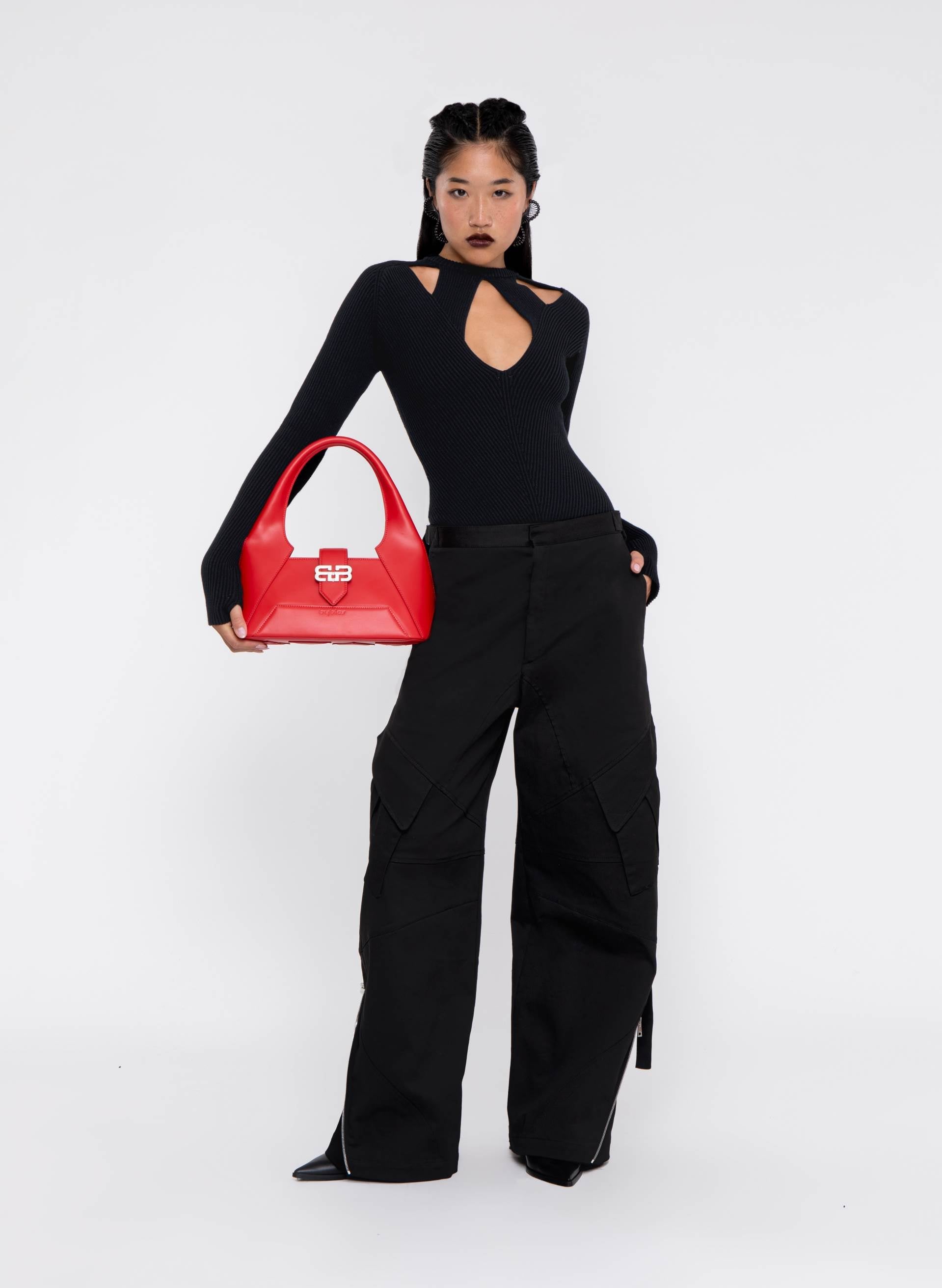 Multi-tasking Oversized Cargo