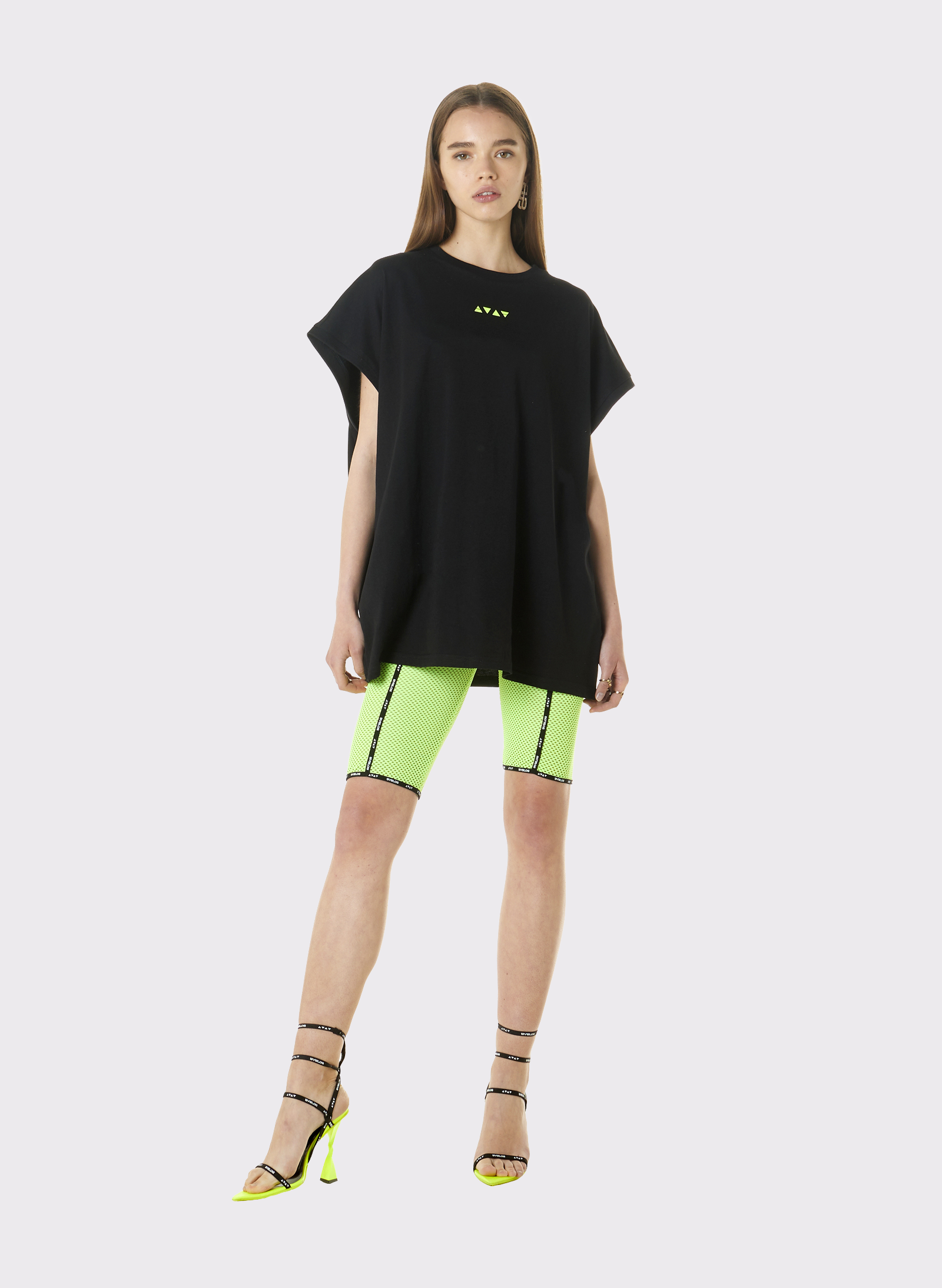 T-SHIRT "TRIANGLE SYMBOLS"